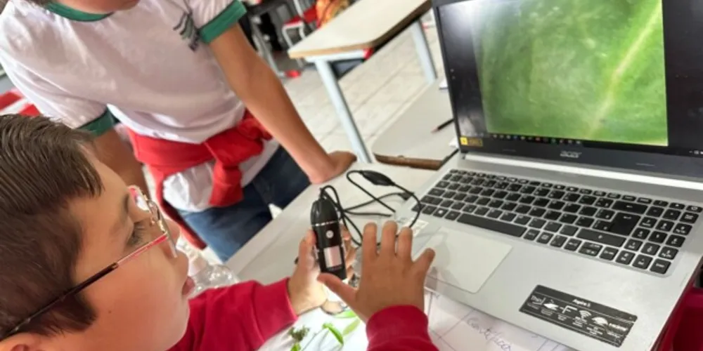 Tecnologia foi fundamental na investigação realizada pelos educandos