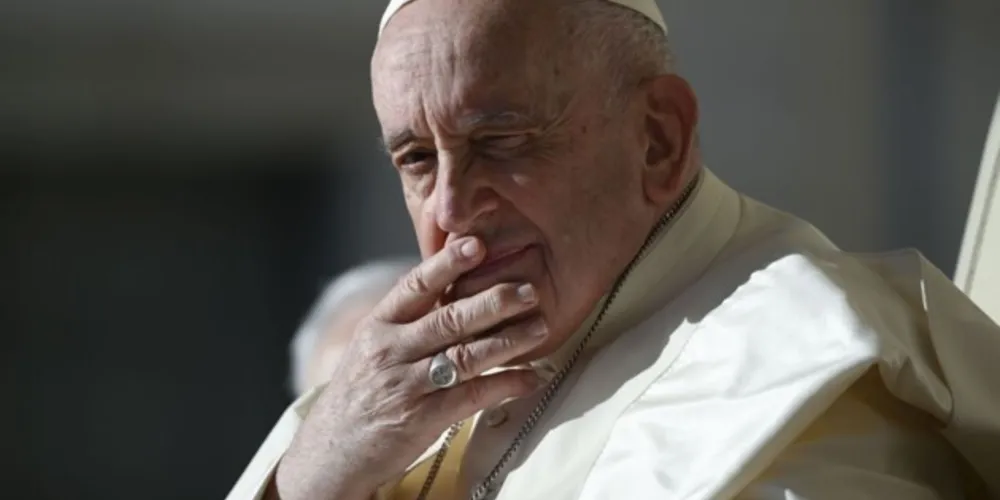 Apesar de seus problemas de saúde, Francisco mantém uma agenda lotada