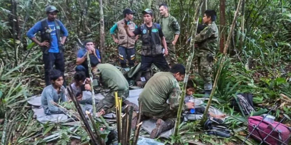 Os menores foram resgatados por tropas do Exército na fronteira dos departamentos de Caquetá e Guaviare