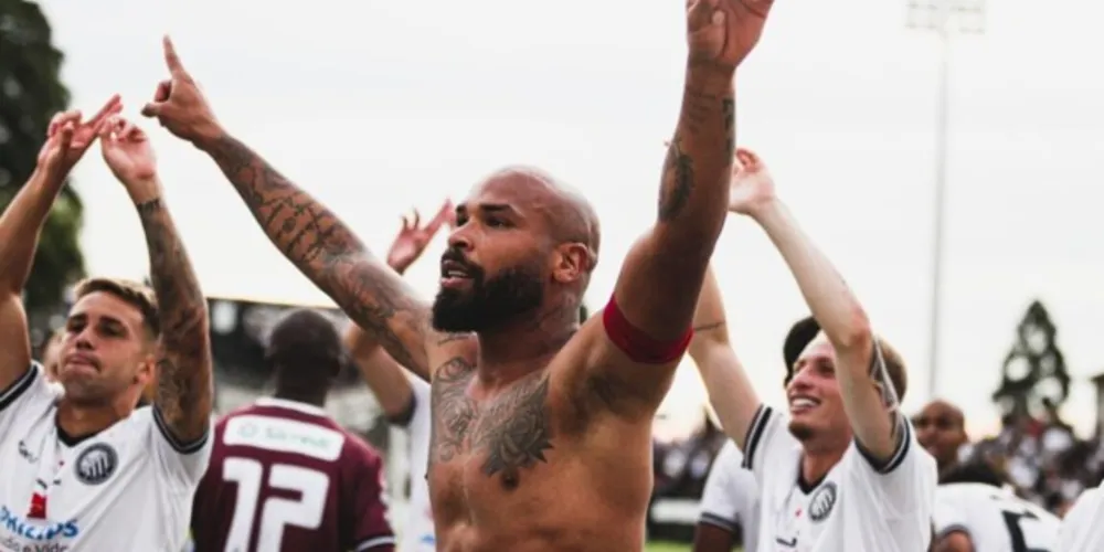 Paulo Sérgio (foto) foi titular na derrota para o Botafogo (PB) na estreia da Série C