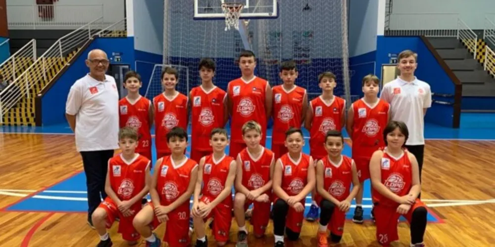 Na semifinal, vitória veio em jogo emocionante: 45 x 44 contra Londrina