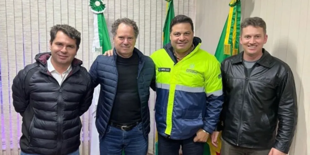 Compromisso foi firmado durante uma reunião entre o prefeito Celso Kubaski, o vice, Zaqueu Bobato, o secretário estadual de Infraestrutura e Logística, Sandro Alex, e o deputado estadual Alexandre Curi