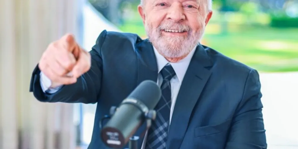 Lula disse que "não tem explicação, nesse país, uma taxa de juros a 13,75% [ao ano]"