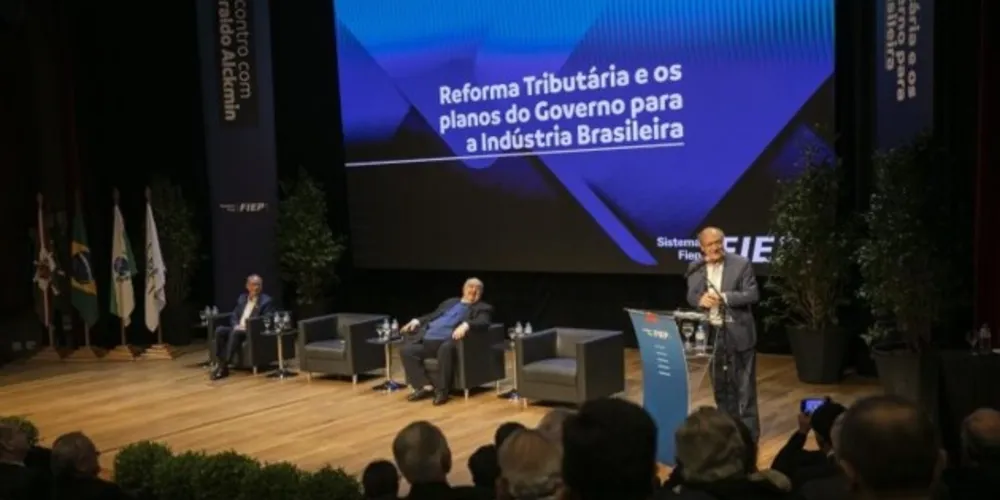 Alckmin falou a uma plateia de industrias e lideranças políticas paranaenses, na última sexta-feira