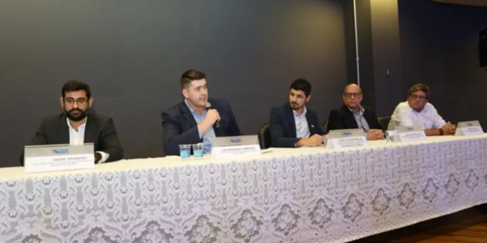 Detalhes do novo modelo de serviço foram discutidos em audiência pública com a população e entidades em Ponta Grossa