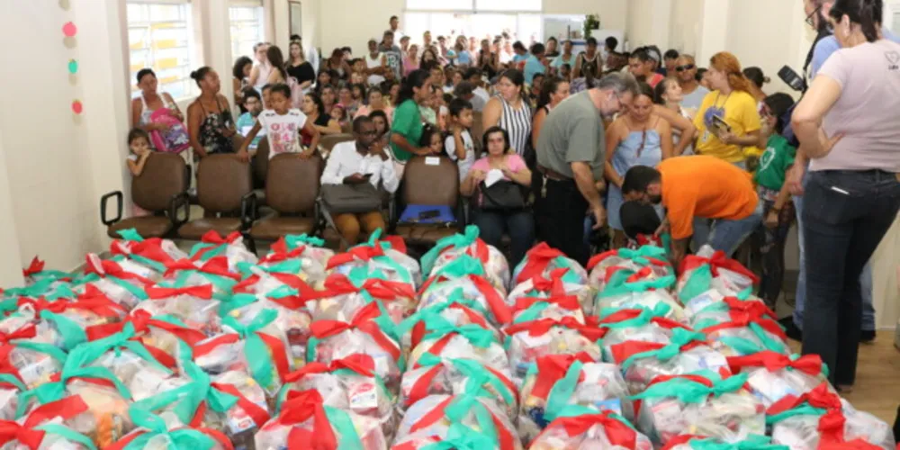 A solidariedade é uma forma de agasalhar quem mais precisa