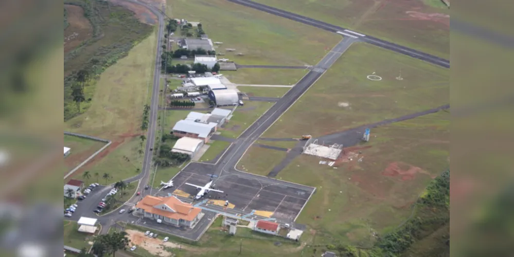 No entendimento da Acipg, é inadmissível que somente uma linha aérea opere na cidade.