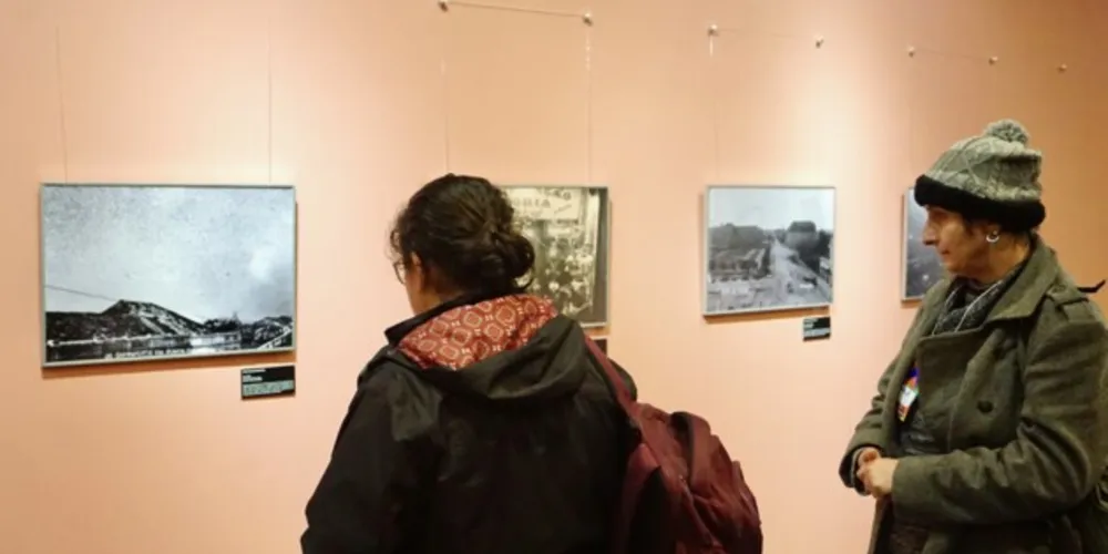 A exposição 'Múltiplas Cenas' tem como objetivo relembrar épocas e lugares marcantes da cidade