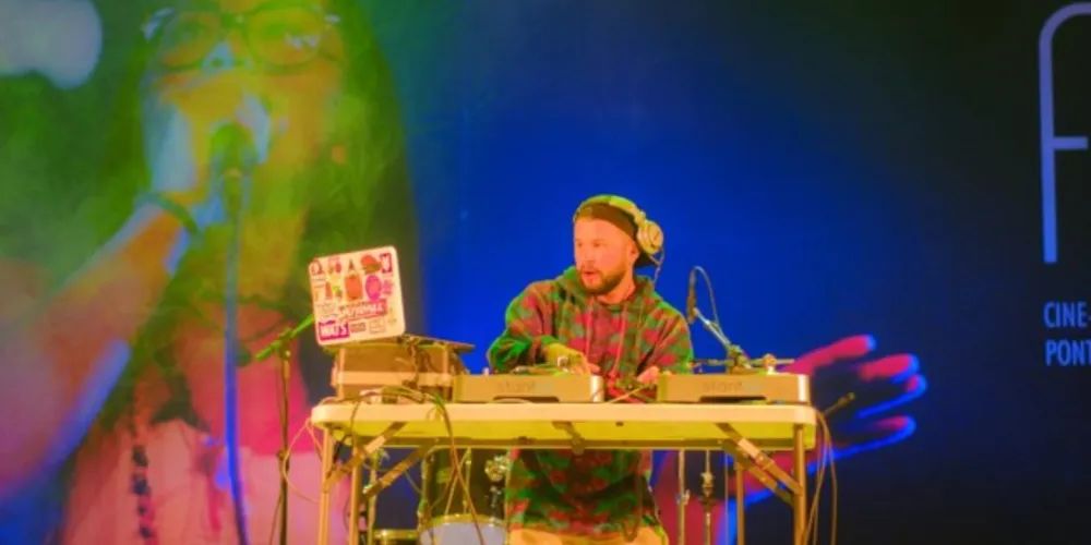 Os interessados podem participar gratuitamente de três oficinas de formação, que acontecerão em 30 de maio, 01 e 07 de junho, às 19h, no Conservatório Maestro Paulino.