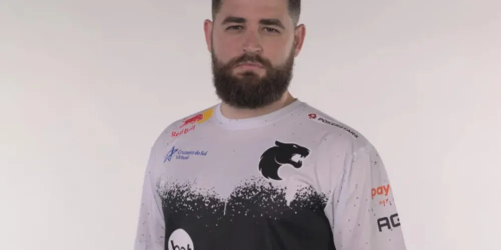FalleN é reconhecido como um dos maiores jogadores de CS de todos os tempos e tem uma história de sucesso que abrange mais de uma década