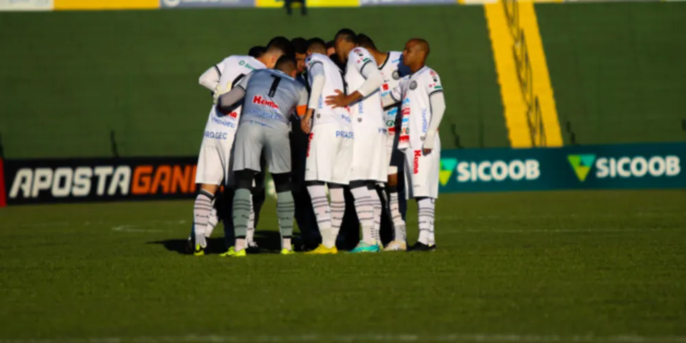 O Operário dominou a partida e venceu com autoridade a partida contra o Ypiranga
