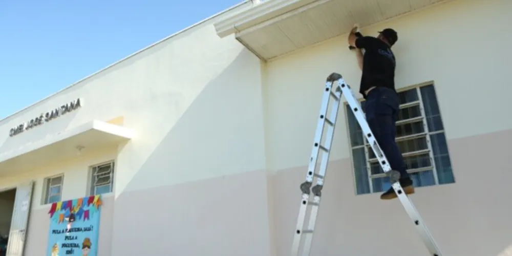 Os recursos utilizados são oriundos do Programa Dinheiro Direto na Escola (PDDE), do Governo Federal, que disponibilizou R$ 996 mil para o município em 2023