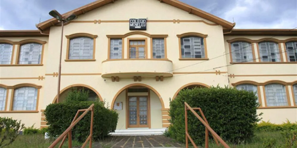 Para mais informações: (42) 3224-1459