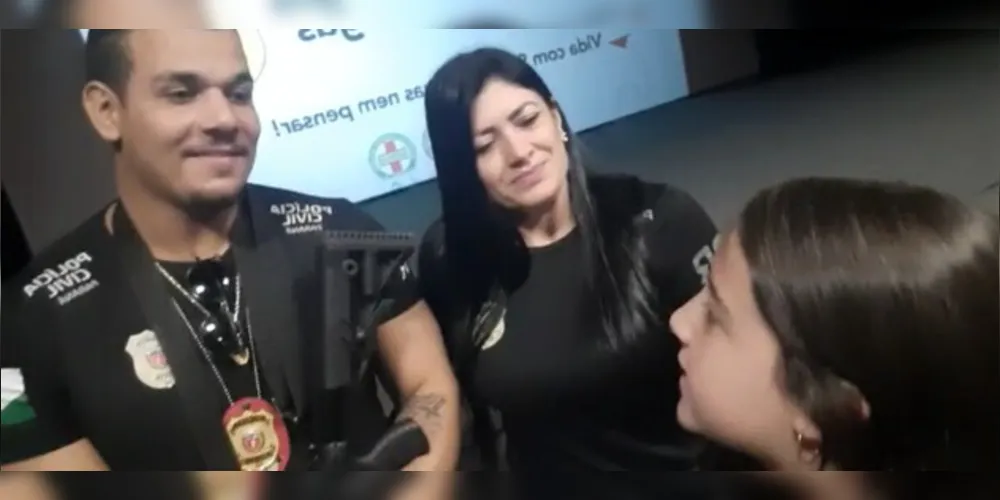 Palestra sobre o Combate das Drogas. Aluna Julia Felix dos Santos entrevistou o delegado que falou sobre o trabalho do combate as drogas em Jaguariaíva