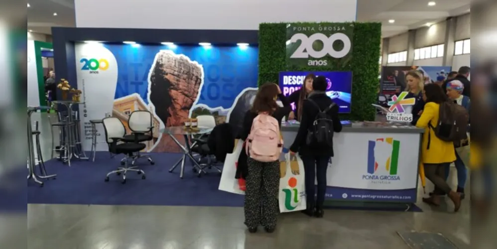 Com stand próprio, o município faz sua representatividade levando souvenirs e brindes