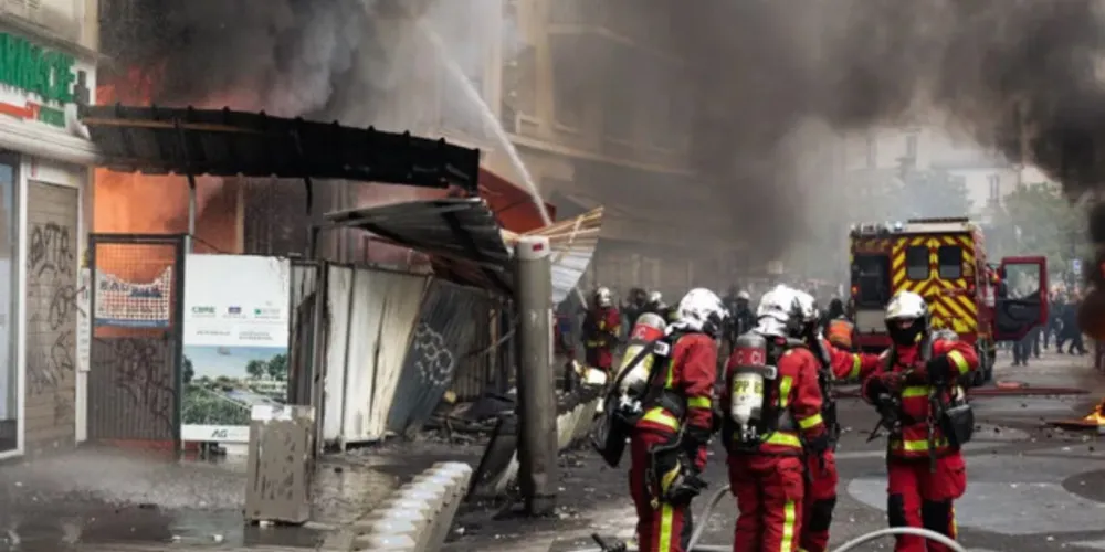 Explosão ocorreu próximo a universidade e causou grande destruição