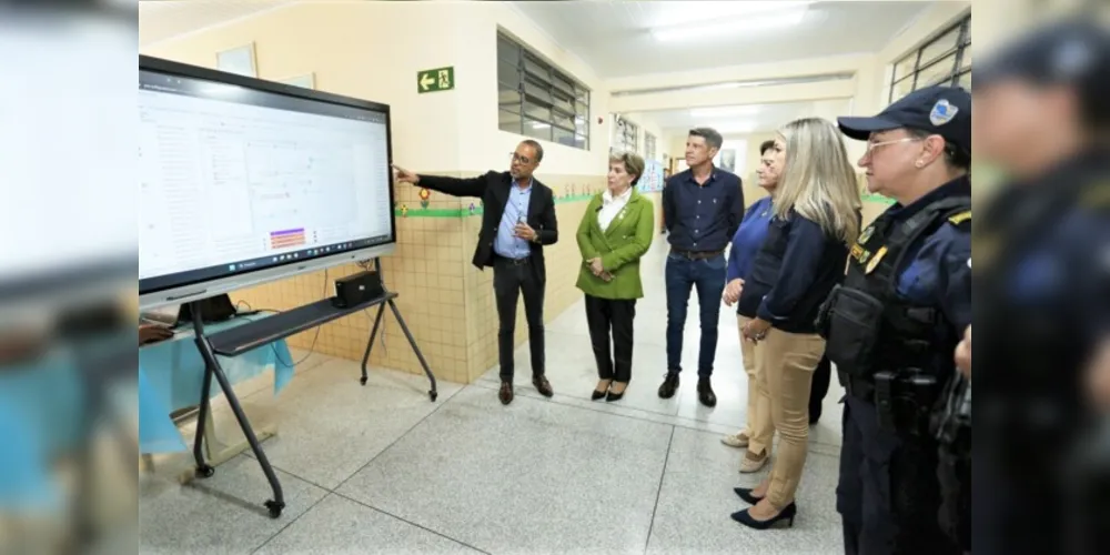 O aplicativo disponibilizado para as escolas contará com o botão do pânico e diversas outras funções que poderão ser utilizadas