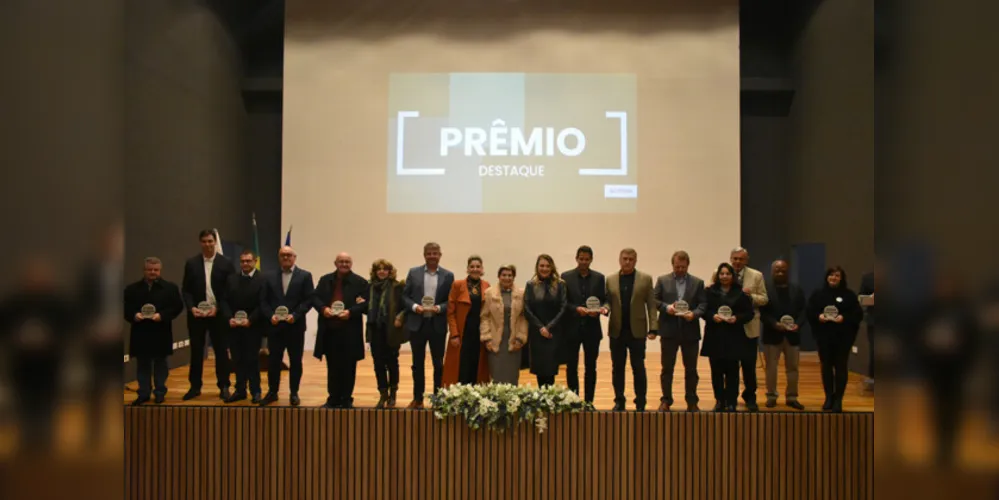 Marcaram presença na solenidade associados, lideranças e representantes das empresas homenageadas