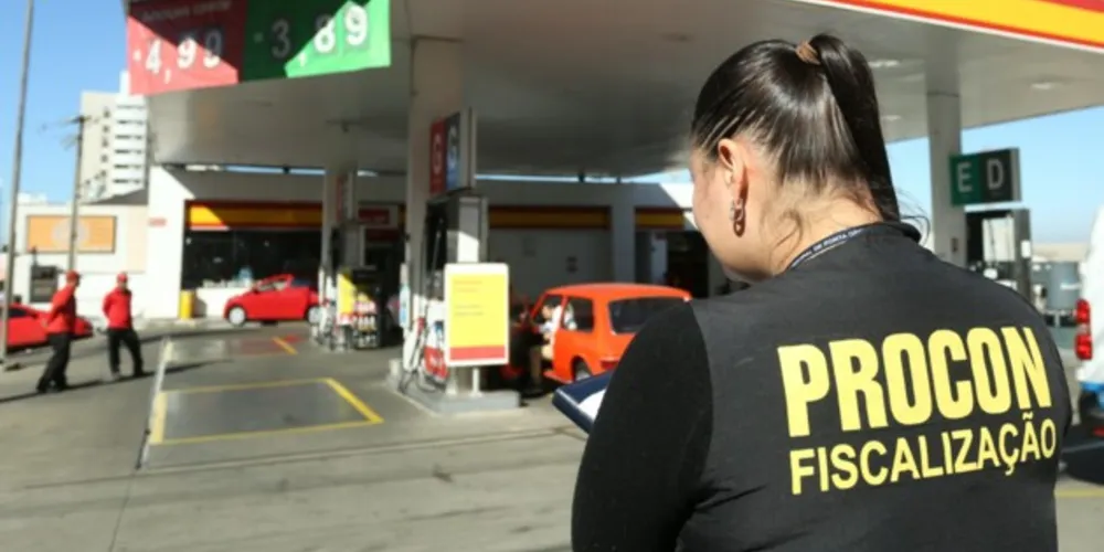 Até o início da tarde desta quarta-feira, 35 postos já haviam sido visitados pelo Procon