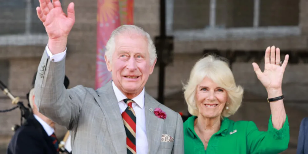 Conforme fontes do Palácio de Buckingham revelaram ao portal britânico The Mirror, a majestade ganhará o status de “rainha viúva”