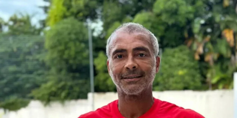 Em 2021, Romário passou por uma cirurgia de emergência no Hospital Copa Star