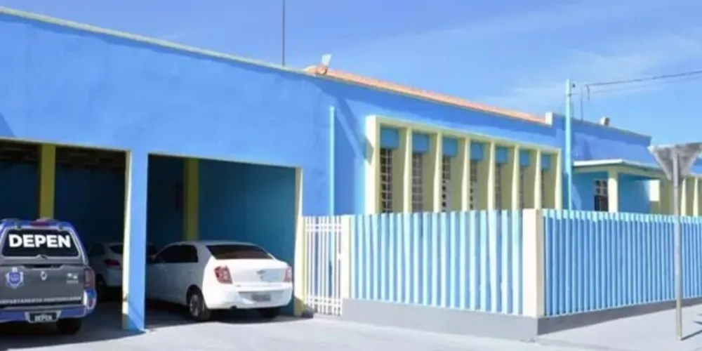 O homem foi preso e foi levado para a  Cadeia Pública de Jaguariaíva