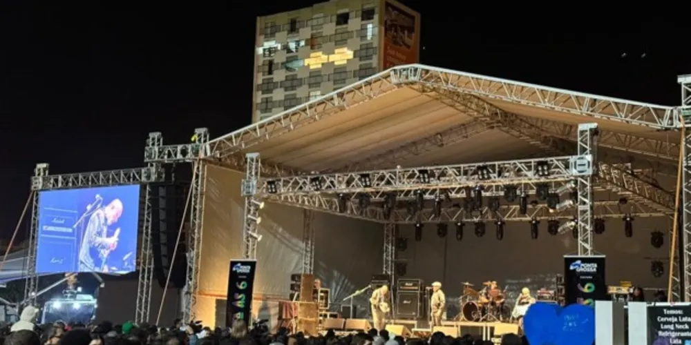 Frio não espantou os milhares de ponta-grossenses que foram curtir o evento