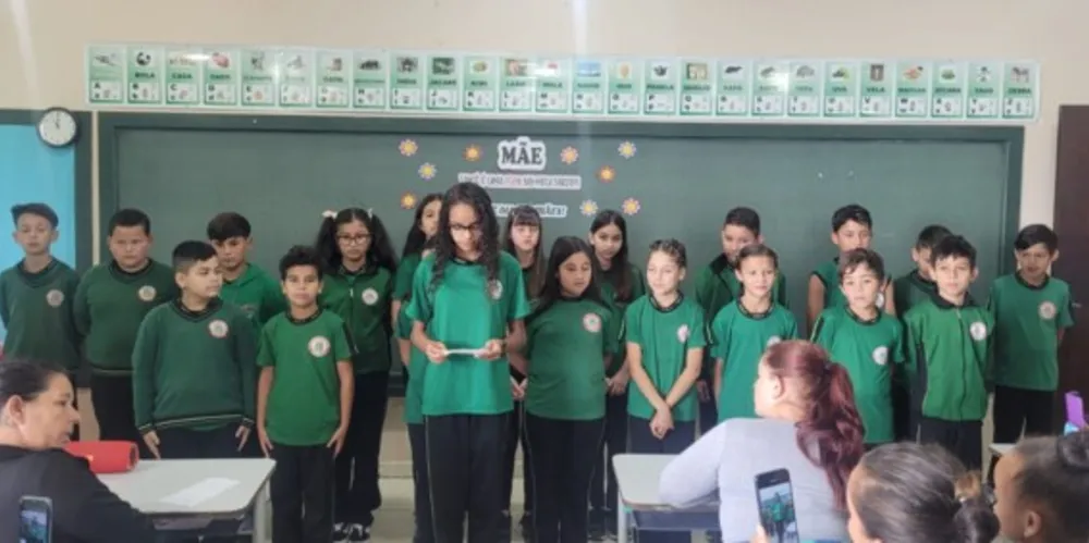 Mães puderam comparecer e prestigiar bela iniciativa dos estudantes