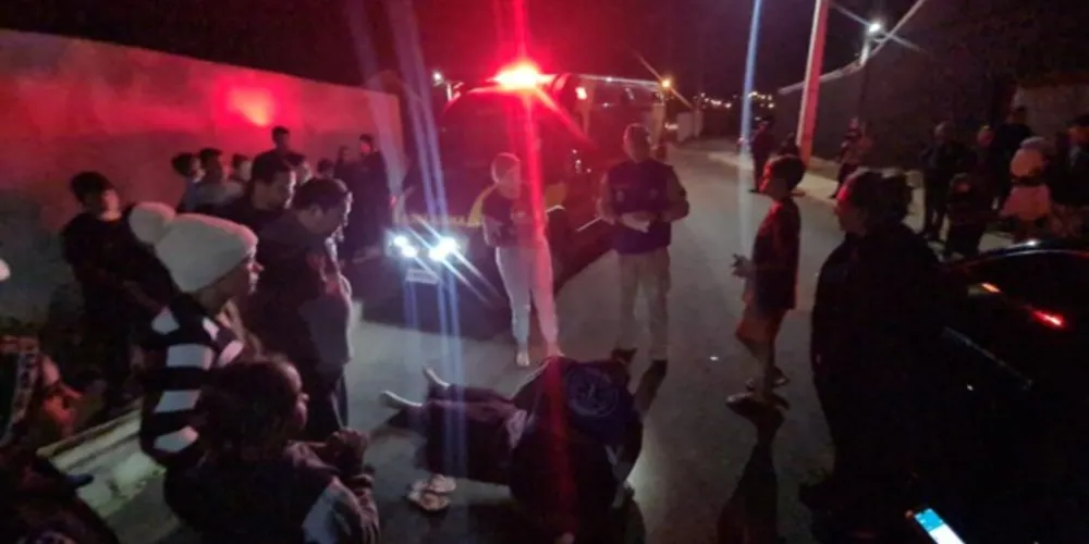 Corpo de Bombeiros, com socorristas do Siate, esteve no local