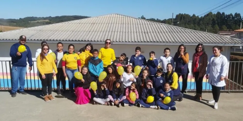 Conscientização uniu educandos, equipe escolar, familiares e comunidade