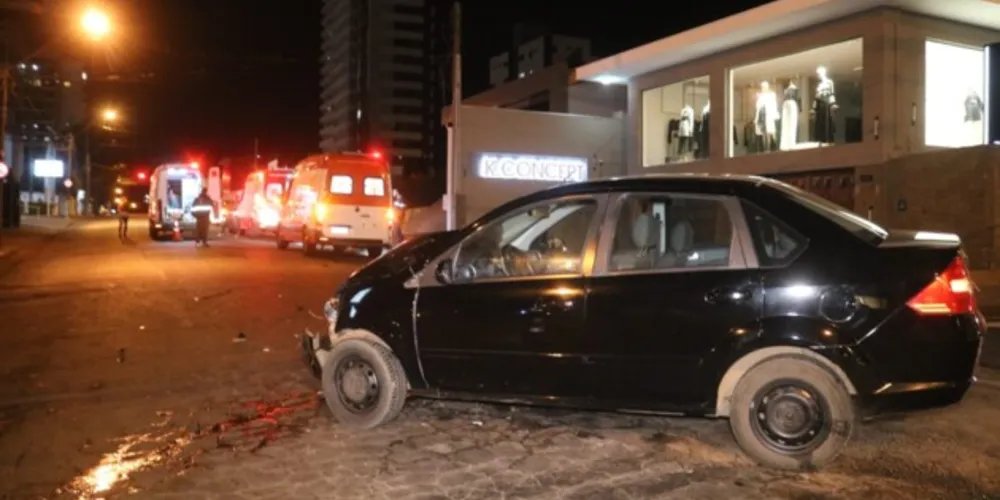 Acidente aconteceu no cruzamento das ruas Coronel Dulcídio com Ricardo Lustosa Ribas