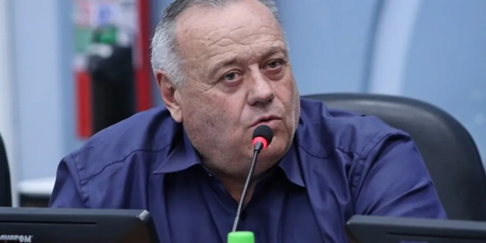 Os notebooks serão destinados para Escola Municipal Professora Lucia Pacher, no Ouro Verde