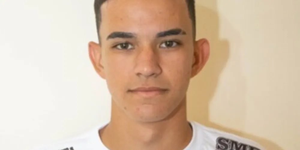 Pietro tinha ganho folga da equipe em que jogava para visitar a família