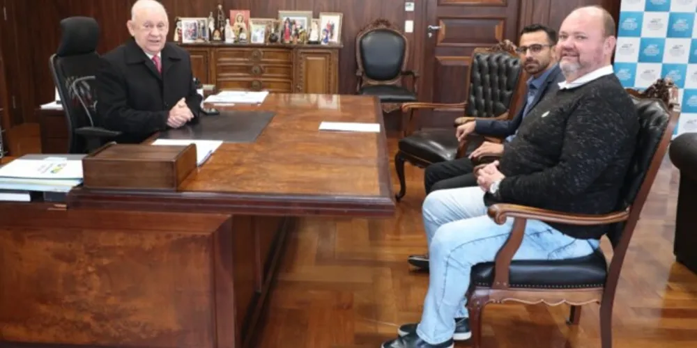Diretoria da Associação esteve reunida com o deputado estadual e presidente da Assembleia Legislativa do Paraná (Alep), Ademar Traiano