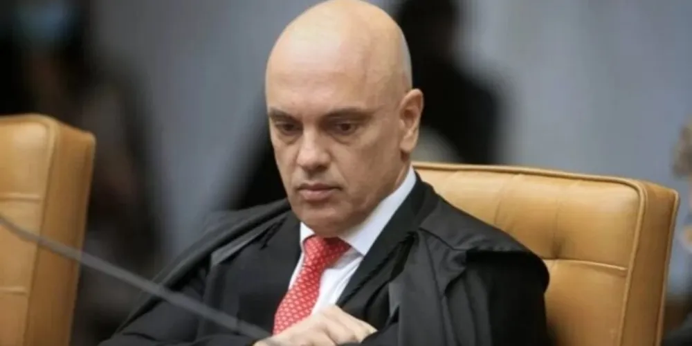 No texto, os distritais relembram a carreira de Moraes antes de chegar à cadeira de ministro do Supremo Tribunal Federal