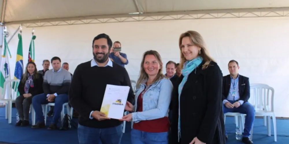 Gestão do prefeito Lucas Machado garante parcerias para sanar demanda habitacional