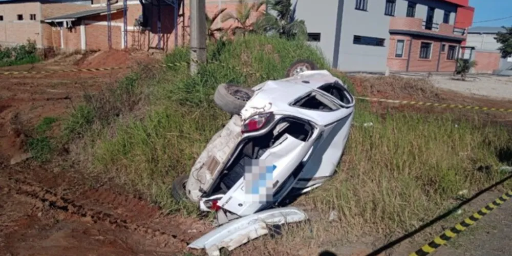 Chevrolet Celta ficou bastante danificado