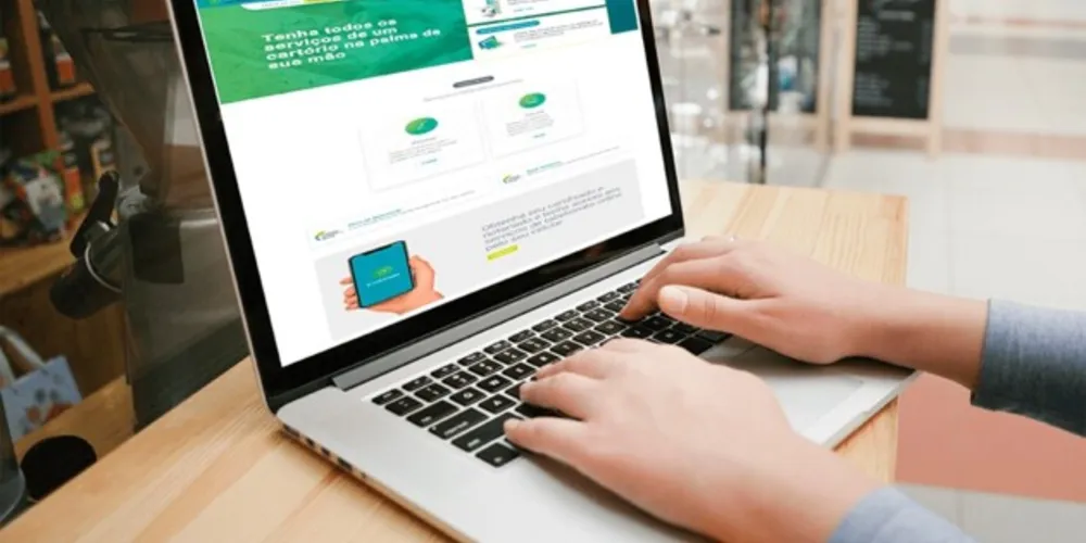 Os Cartórios de Notas do Paraná totalizaram mais de 132 mil transações digitais, com crescimento de 140% em 2023 em relação ao ano passado