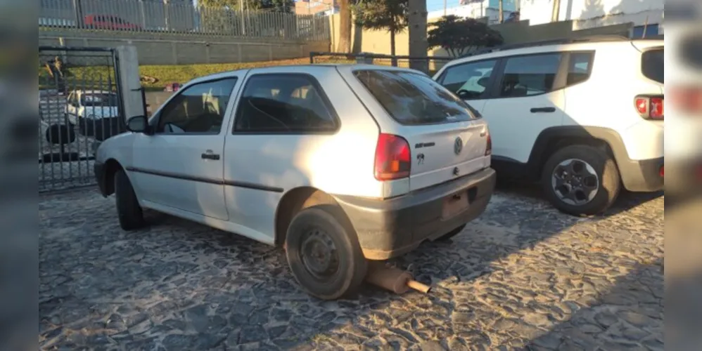 Gol foi encontrado nos fundos da residência onde estavam os guardas