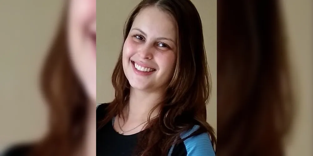 Vítima foi encontrada caída ferida na garagem de casa