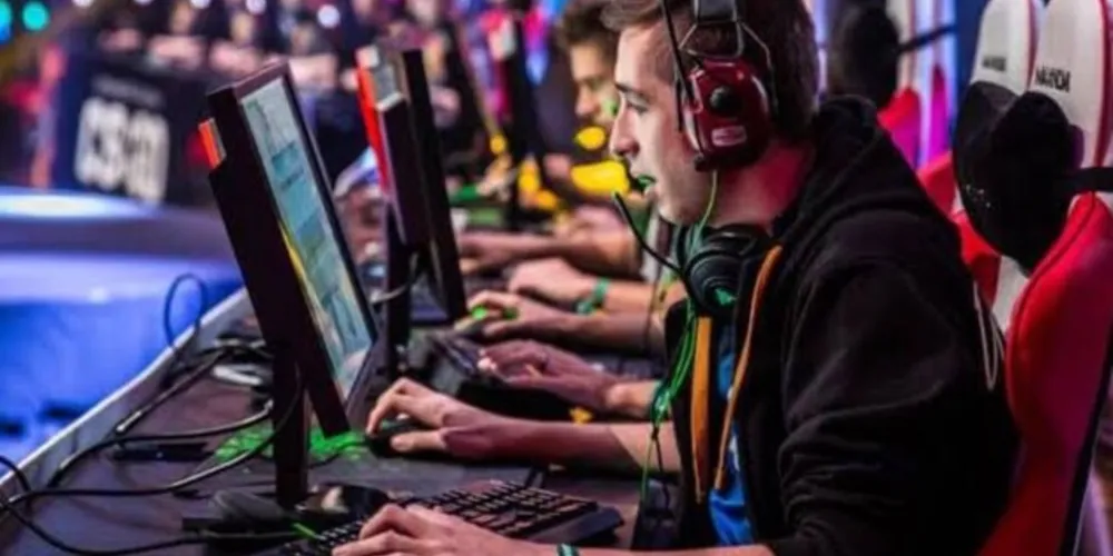 Evento começa a partir das 9h, com disputas no jogo Counter-Strike (CS)