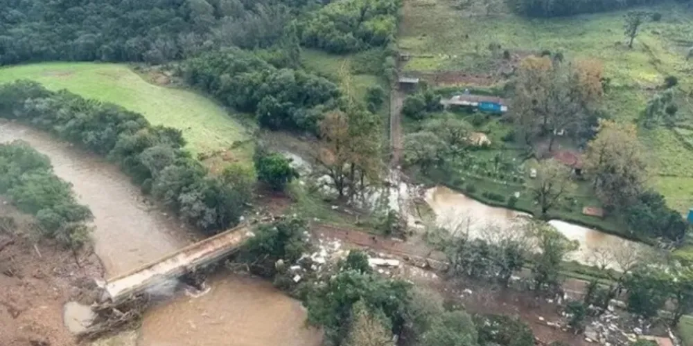 Já o número de desaparecidos chega a 20 pessoas