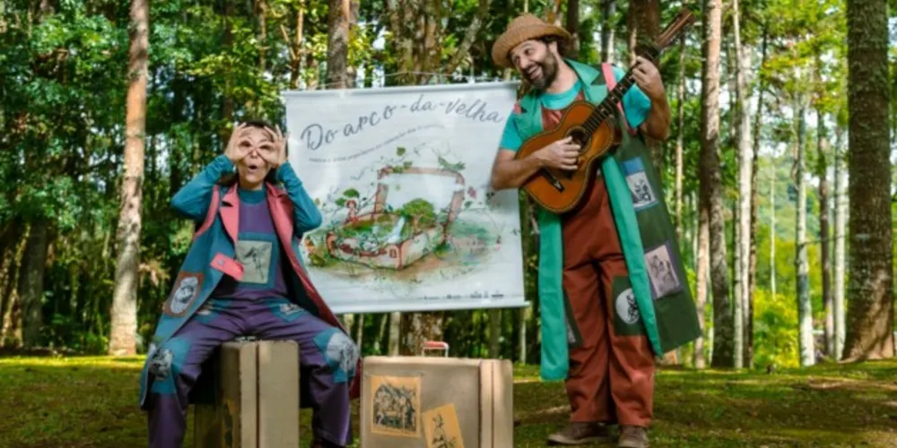 A montagem, que tem direção artística e produção de Luis Carlos Teixeira, conta com a participação da atriz e contadora de histórias Adriane Havro e do músico e arte-educador Érico Viensci