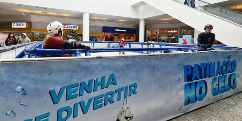 Shopping Palladium inicia temporada de patinação no gelo