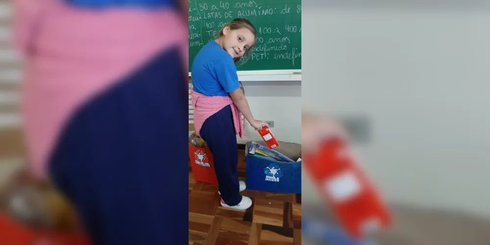 Os alunos realizaram uma série de estudos e confeccionaram materiais com o intuito de conscientizar a comunidade escolar a respeito do tema