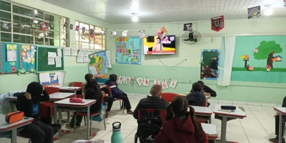 Os educandos utilizaram a produção do Vamos Ler em parceria com o IMM e realizaram uma das sugestões de atividade propostas na videoaula