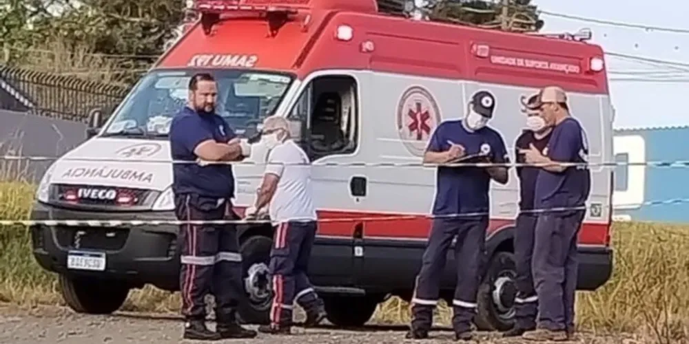 Equipes da Polícia Militar e do Samu foram acionados para prestar atendimento ao caso