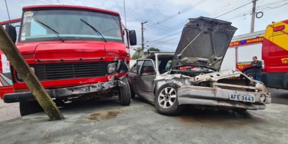O acidente ocorreu no cruzamento das ruas Mathias de Albuquerque com Theodoro Sampaio, na Vila Guaíra