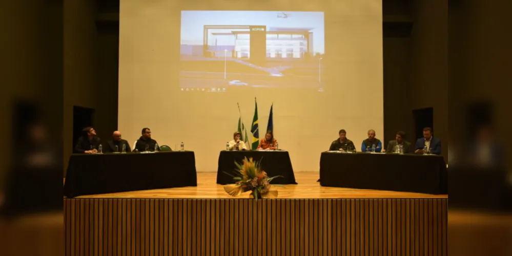 Reunião aconteceu na noite de segunda-feira (29), na sede da Acipg