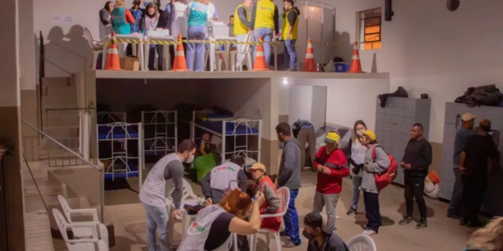 Na Casa de Acolhimento Municipal, pessoas em situação de rua receberam atenção.